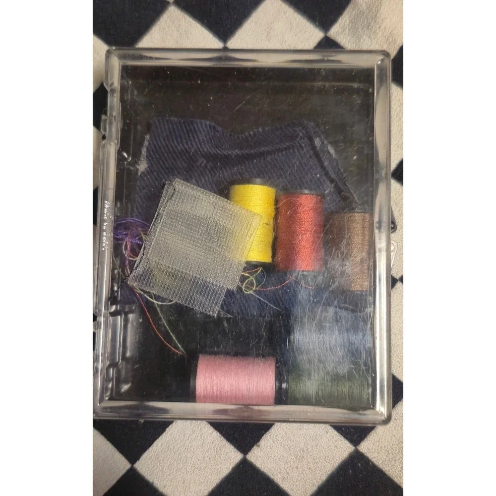 Vintage Floral Sewing Basket Kit with Supplies Singer Needles Thread Thimble